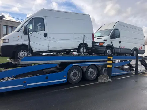 Camion porte voiture 02 — IFTL